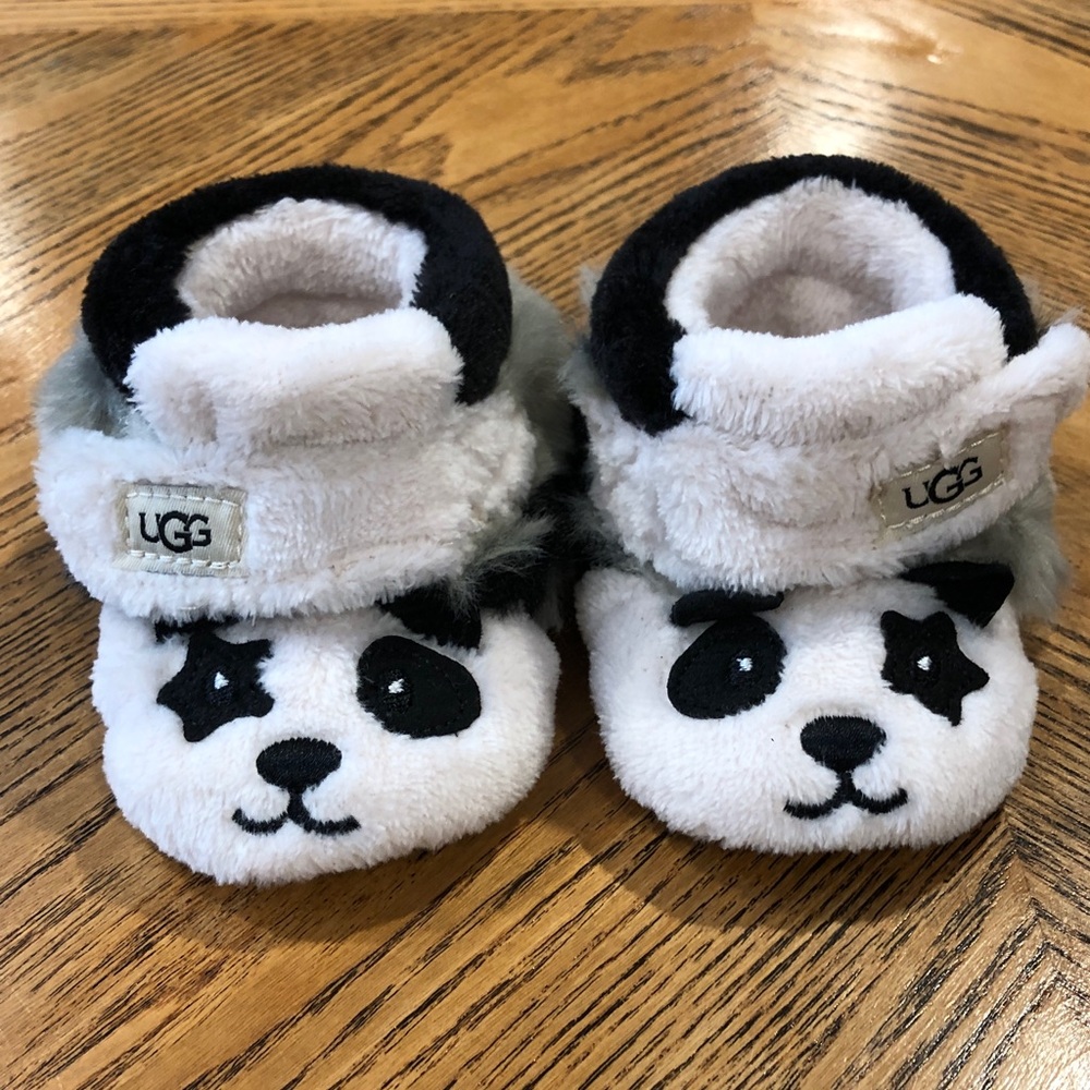 Baby Uggs Bixbee Panda Black White Faux Fur Stuffie Booties Boot Slipper Shoe
